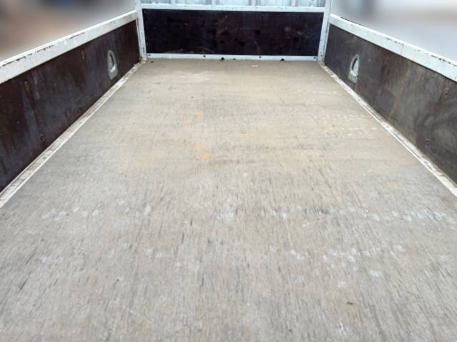 いすゞエルフ平ボディ小型（2t・3t）[写真10]