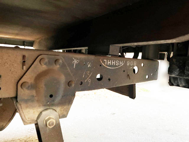 いすゞエルフ平ボディ小型（2t・3t）[写真16]