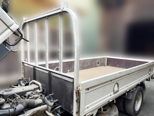 いすゞエルフ平ボディ小型（2t・3t）[写真19]