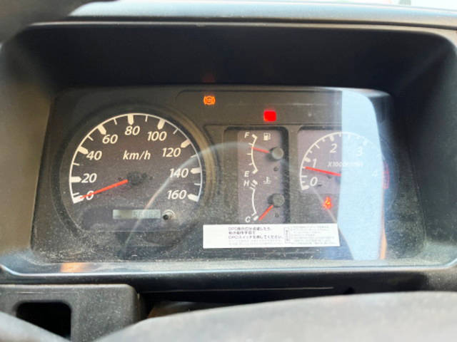 いすゞエルフ平ボディ小型（2t・3t）[写真24]