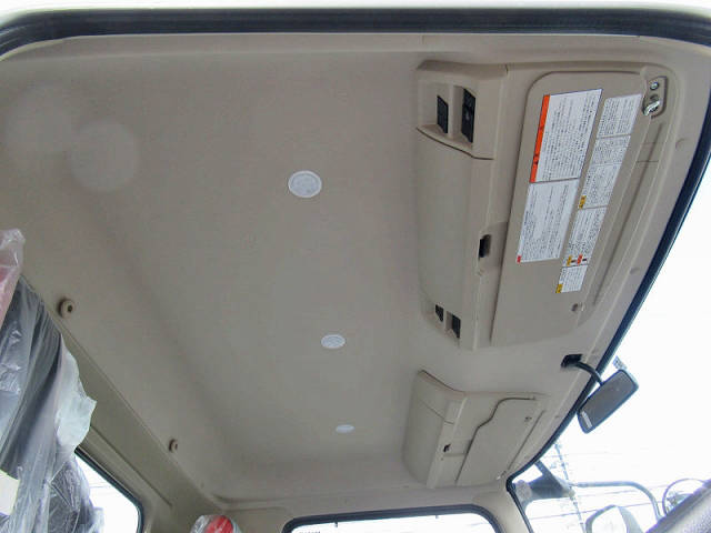 日野レンジャーダンプ増トン（6t・8t）[写真17]