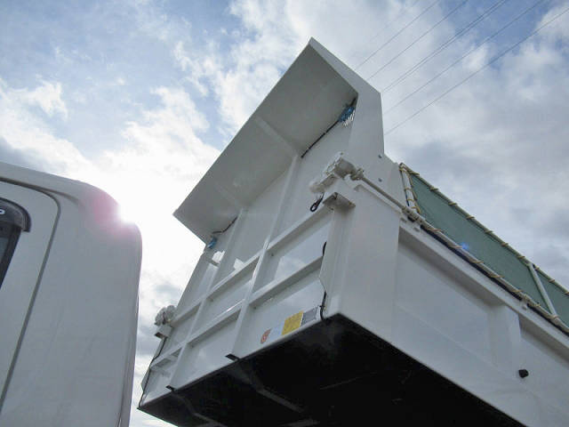 日野レンジャーダンプ増トン（6t・8t）[写真05]