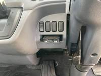 三菱ふそうキャンター平ボディ小型（2t・3t）[写真25]