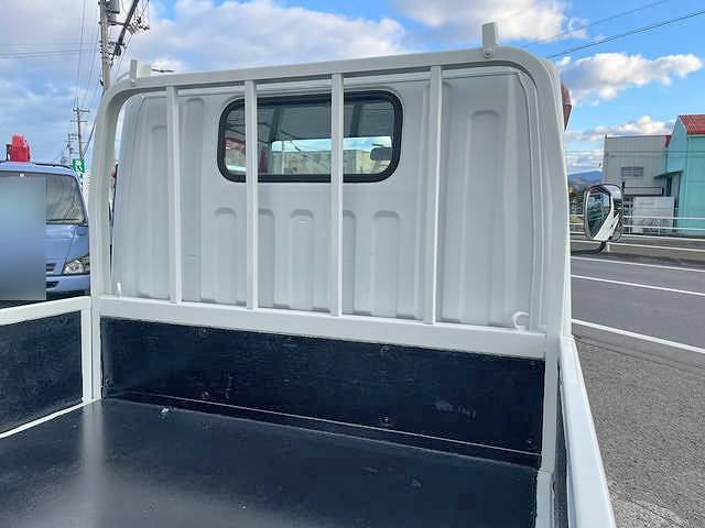 三菱ふそうキャンター平ボディ小型（2t・3t）[写真05]