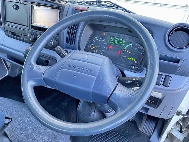 三菱ふそうキャンター平ボディ小型（2t・3t）[写真19]