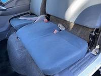 三菱ふそうキャンター平ボディ小型（2t・3t）[写真25]