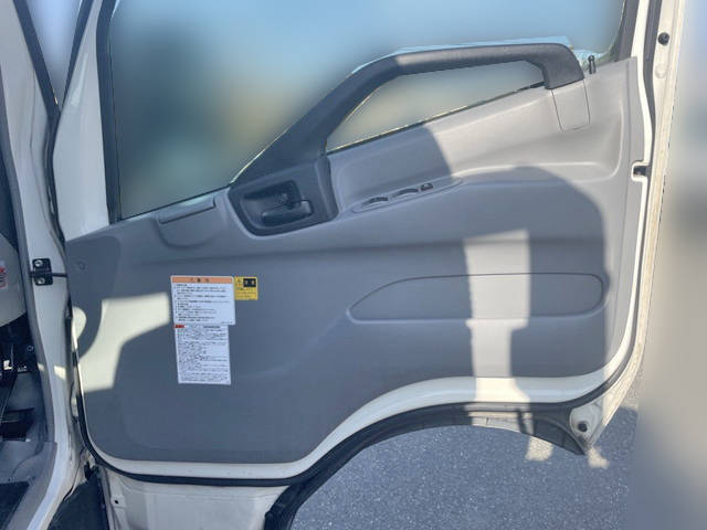 日野デュトロセーフティローダー小型（2t・3t）[写真24]