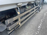 いすゞエルフ平ボディ小型（2t・3t）[写真13]