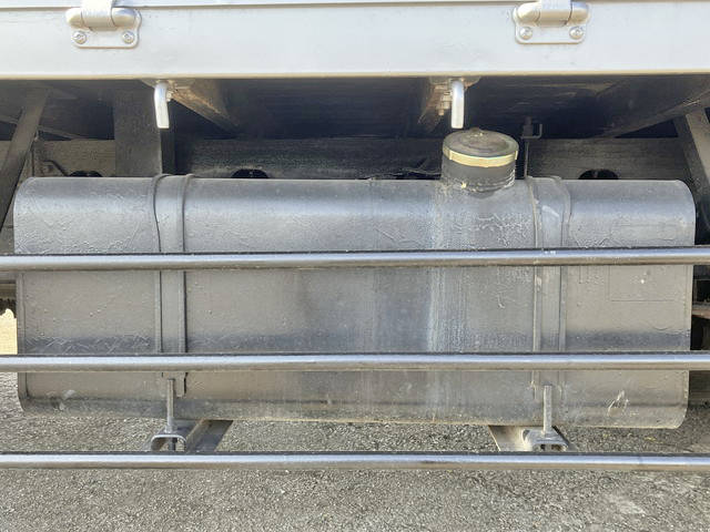 三菱ふそうファイターセルフクレーン4段増トン（6t・8t）[写真24]