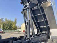 いすゞギガ深ダンプ（土砂禁ダンプ）大型（10t）[写真17]