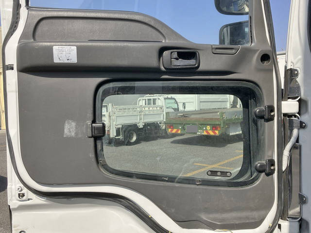 いすゞギガ深ダンプ（土砂禁ダンプ）大型（10t）[写真27]