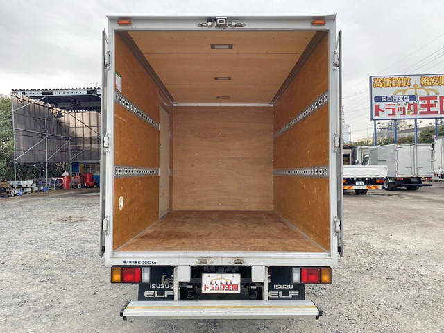 いすゞエルフアルミバン小型（2t・3t）[写真10]