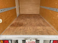 いすゞエルフアルミバン小型（2t・3t）[写真14]