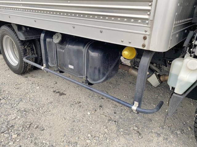 いすゞエルフアルミバン小型（2t・3t）[写真18]