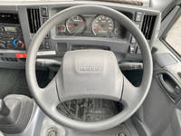 いすゞエルフアルミバン小型（2t・3t）[写真34]