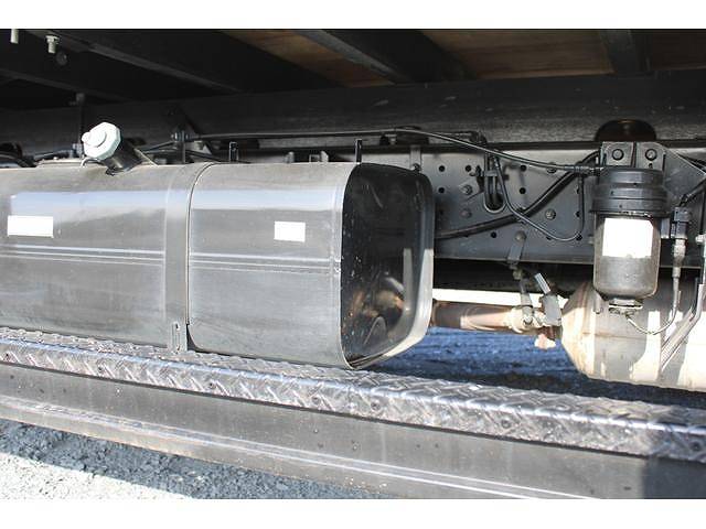 三菱ふそうキャンター平ボディ小型（2t・3t）[写真39]