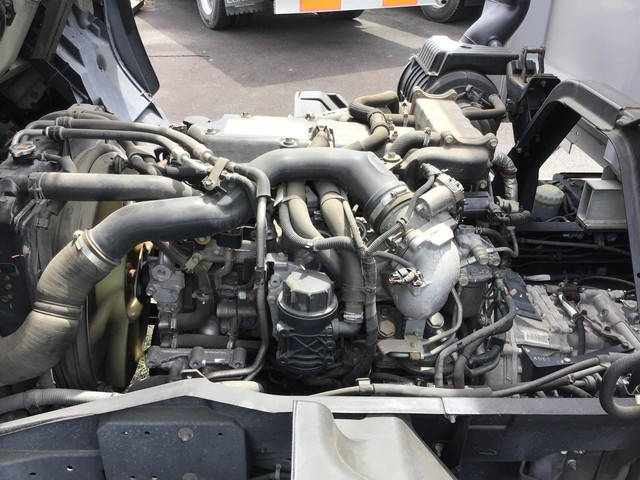 いすゞフォワードアルミウイング中型（4t）[写真17]