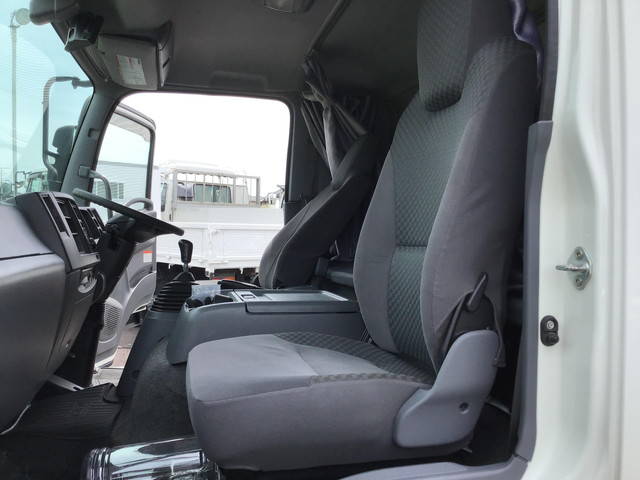 いすゞフォワードアルミウイング中型（4t）[写真21]