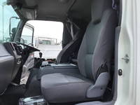 いすゞフォワードアルミウイング中型（4t）[写真22]