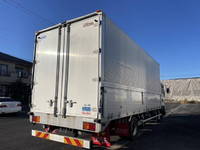 いすゞフォワードアルミウイング中型（4t）[写真02]