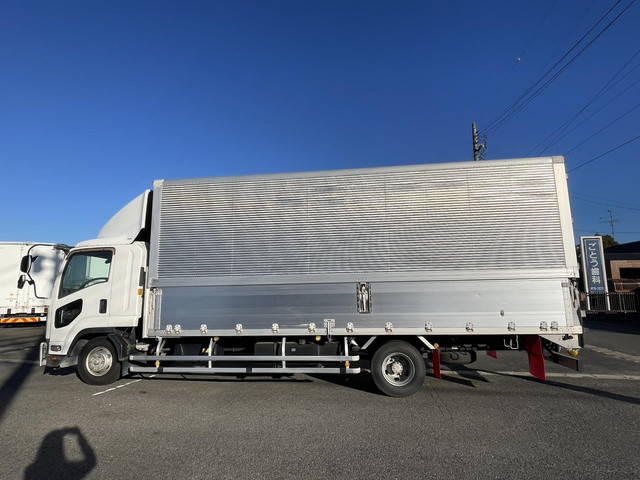 いすゞフォワードアルミウイング中型（4t）[写真05]