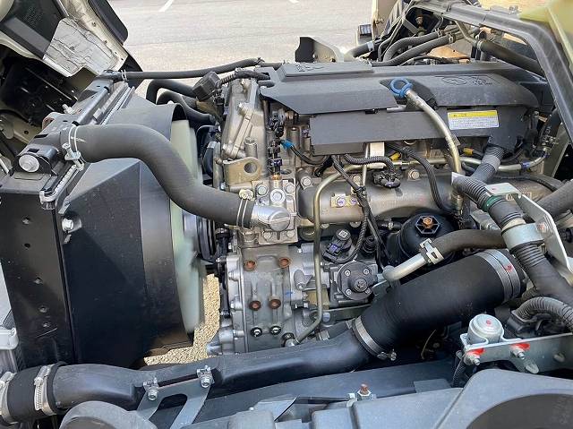 三菱ふそうキャンター平ボディ小型（2t・3t）[写真17]