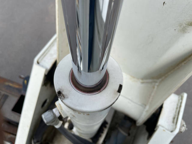 いすゞエルフ高所作業車小型（2t・3t）[写真13]