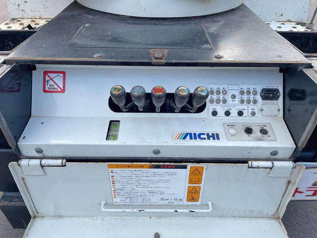 いすゞエルフ高所作業車小型（2t・3t）[写真14]