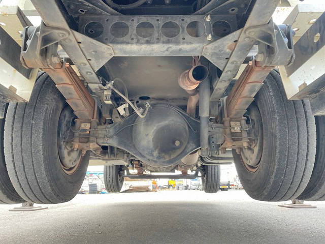 いすゞエルフ高所作業車小型（2t・3t）[写真25]