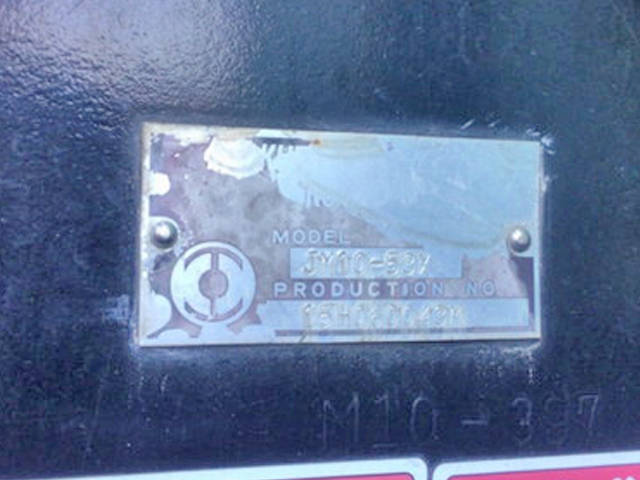 三菱ふそうスーパーグレートコンテナ専用車大型（10t）[写真10]