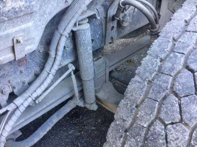 三菱ふそうスーパーグレートコンテナ専用車大型（10t）[写真19]