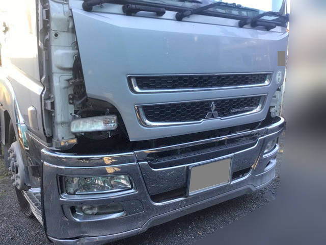 三菱ふそうスーパーグレートコンテナ専用車大型（10t）[写真04]