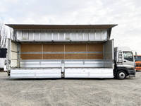 いすゞギガアルミウイング大型（10t）[写真17]