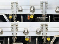 いすゞギガアルミウイング大型（10t）[写真18]