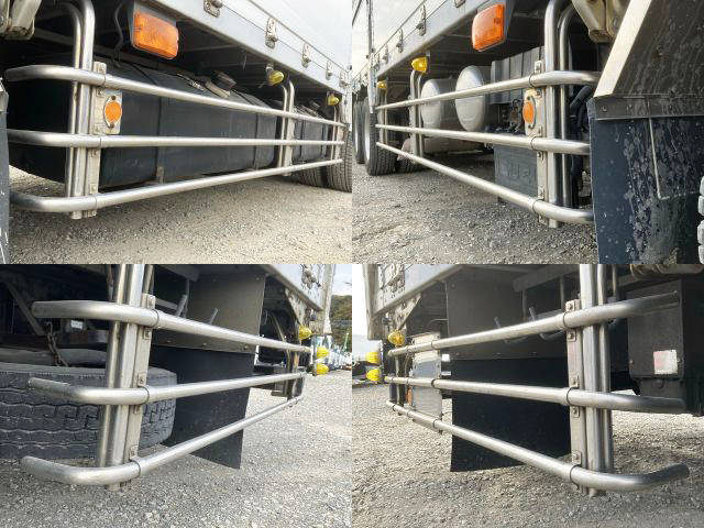 いすゞギガアルミウイング大型（10t）[写真19]