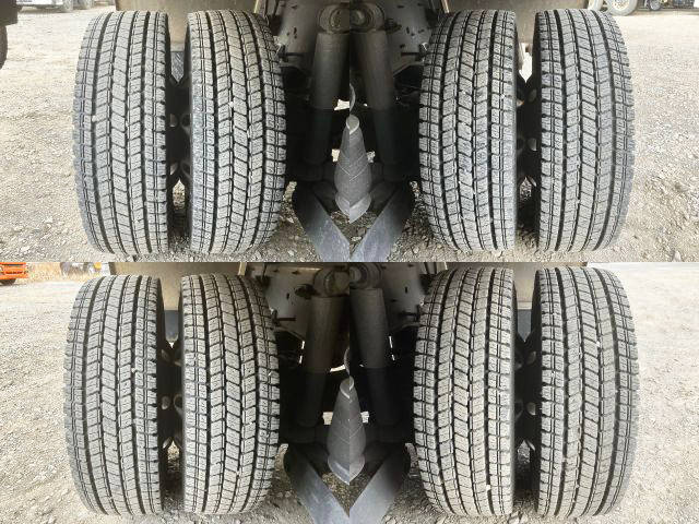 いすゞギガアルミウイング大型（10t）[写真23]