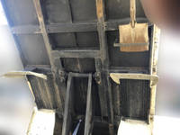 三菱ふそうキャンターダンプ小型（2t・3t）[写真18]