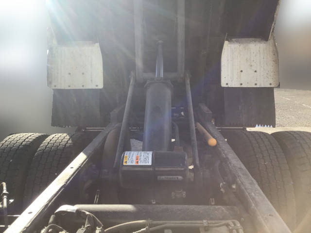 三菱ふそうキャンターダンプ小型（2t・3t）[写真19]