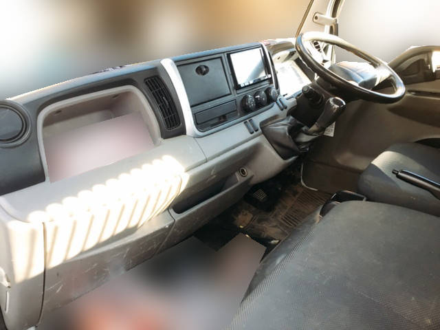 三菱ふそうキャンターダンプ小型（2t・3t）[写真28]