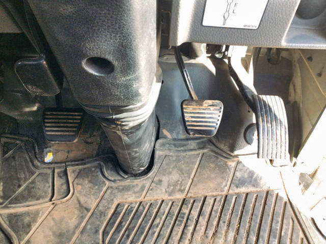 三菱ふそうキャンターダンプ小型（2t・3t）[写真31]