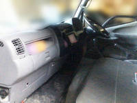 トヨタトヨエース平ボディ小型（2t・3t）[写真20]