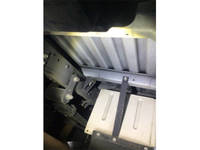 トヨタトヨエース平ボディ小型（2t・3t）[写真09]