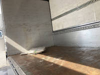 UDトラックスクオンアルミウイング大型（10t）[写真11]