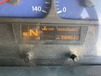 UDトラックスクオンアルミウイング大型（10t）[写真24]