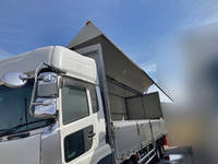 UDトラックスクオンアルミウイング大型（10t）[写真09]