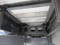 三菱ふそうスーパーグレートパネルウイング大型（10t）[写真19]