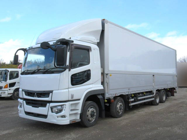 三菱ふそうスーパーグレートパネルウイング大型（10t）[写真03]