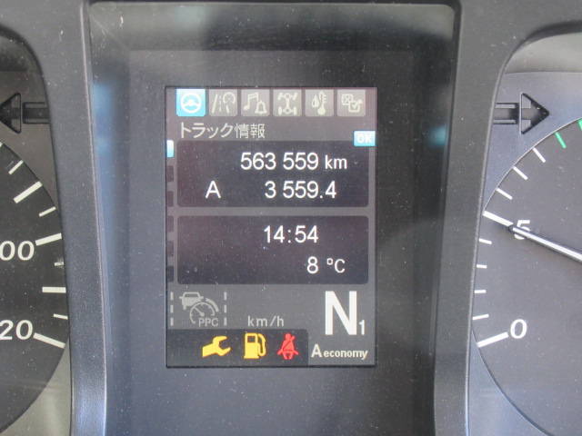 三菱ふそうスーパーグレートパネルウイング大型（10t）[写真33]