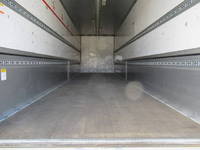 三菱ふそうスーパーグレートパネルウイング大型（10t）[写真07]