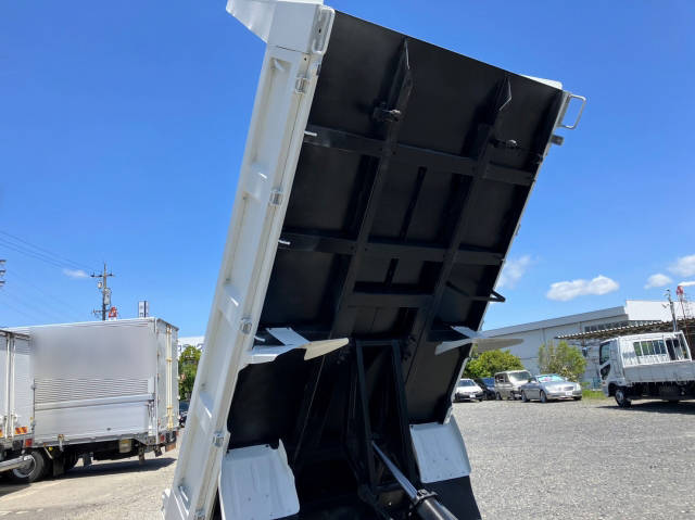 いすゞエルフダンプ小型（2t・3t）[写真18]